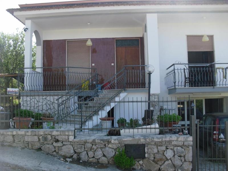 Guesthouseminturnoit Lucia Sparagna Bagian luar foto