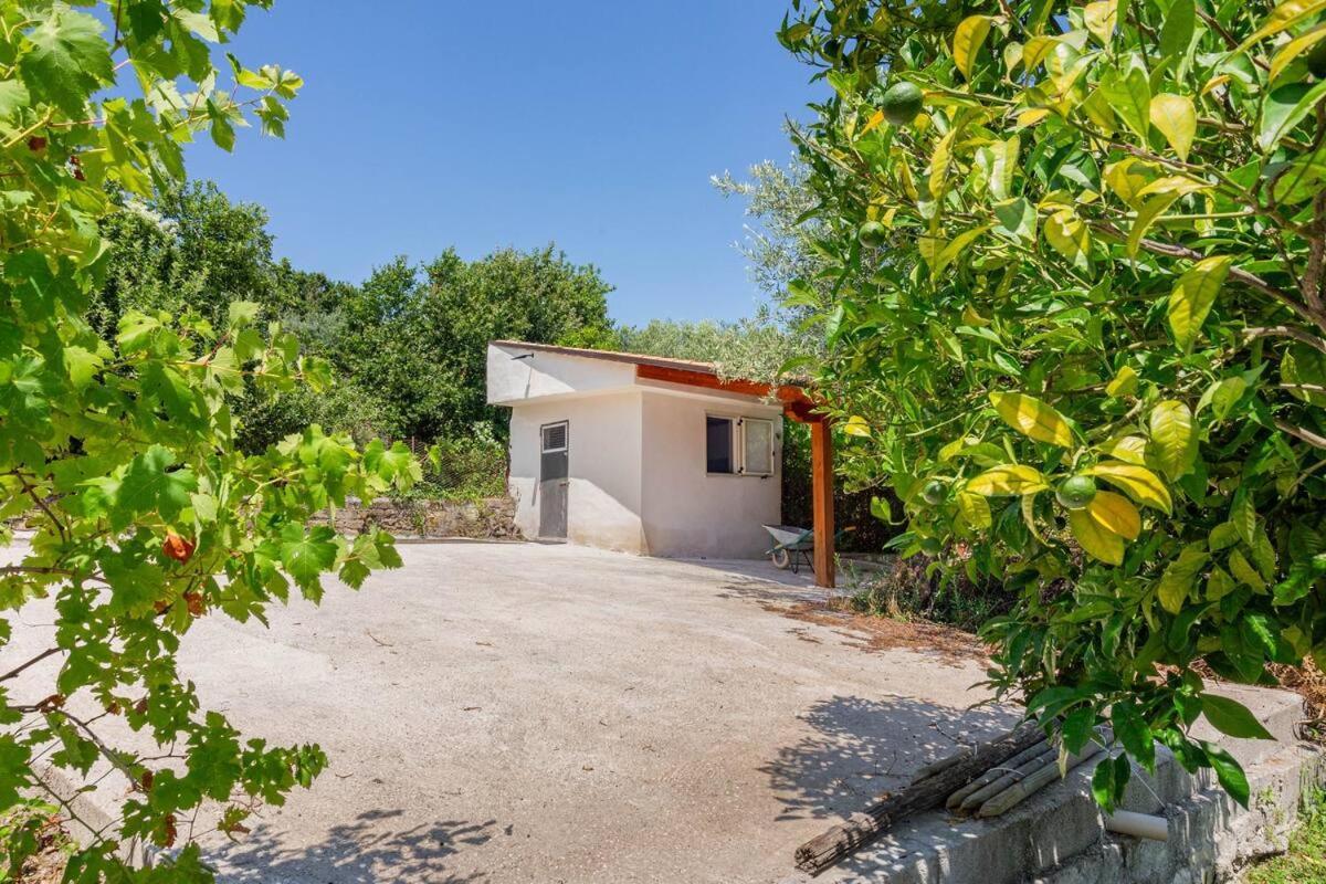Guesthouseminturnoit Lucia Sparagna Bagian luar foto